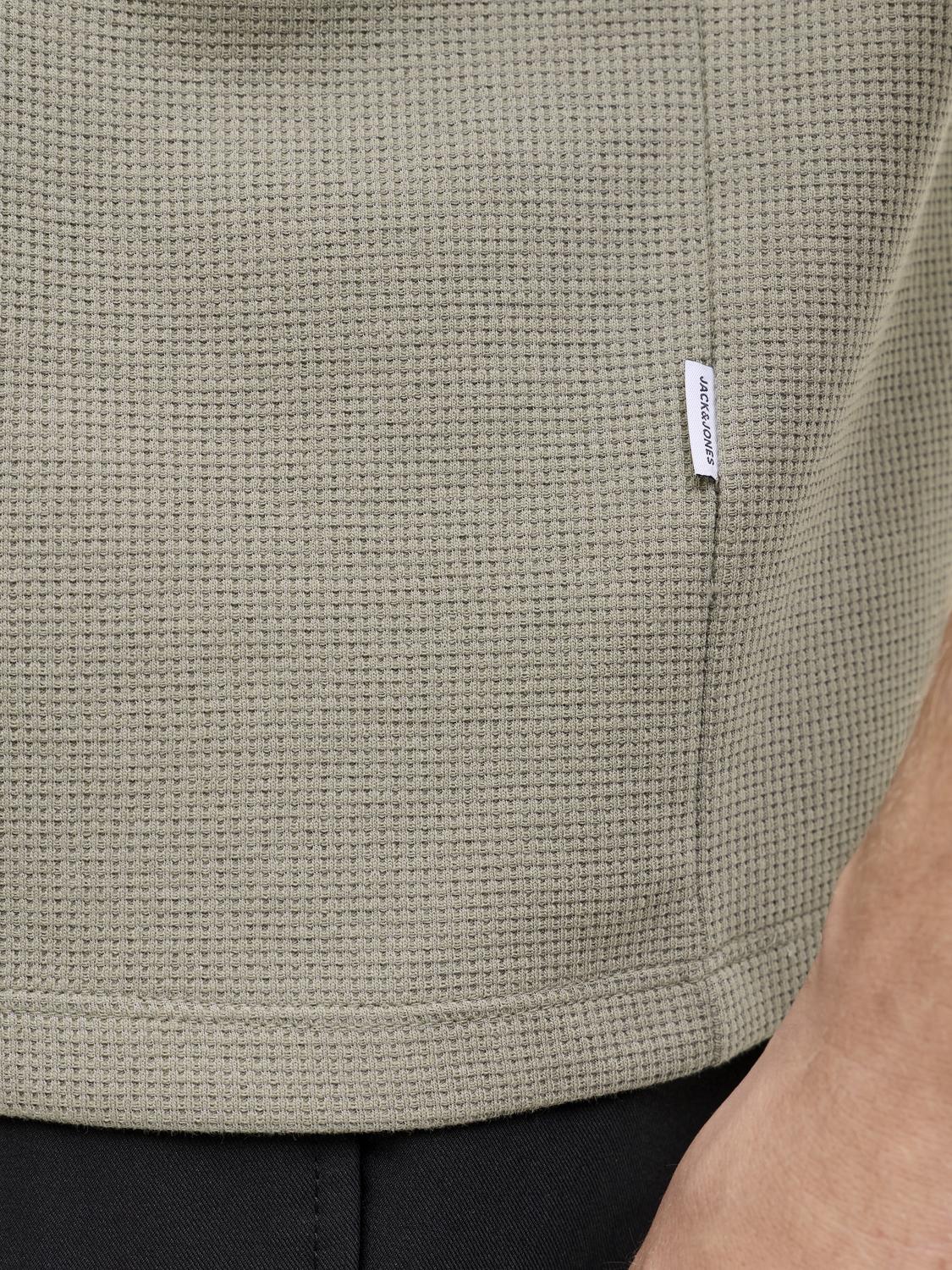 model_shot-detail