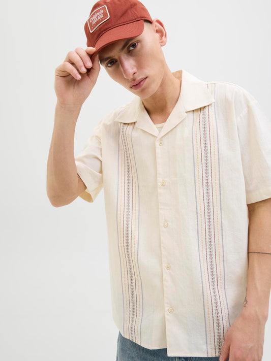 model_shot-creative
