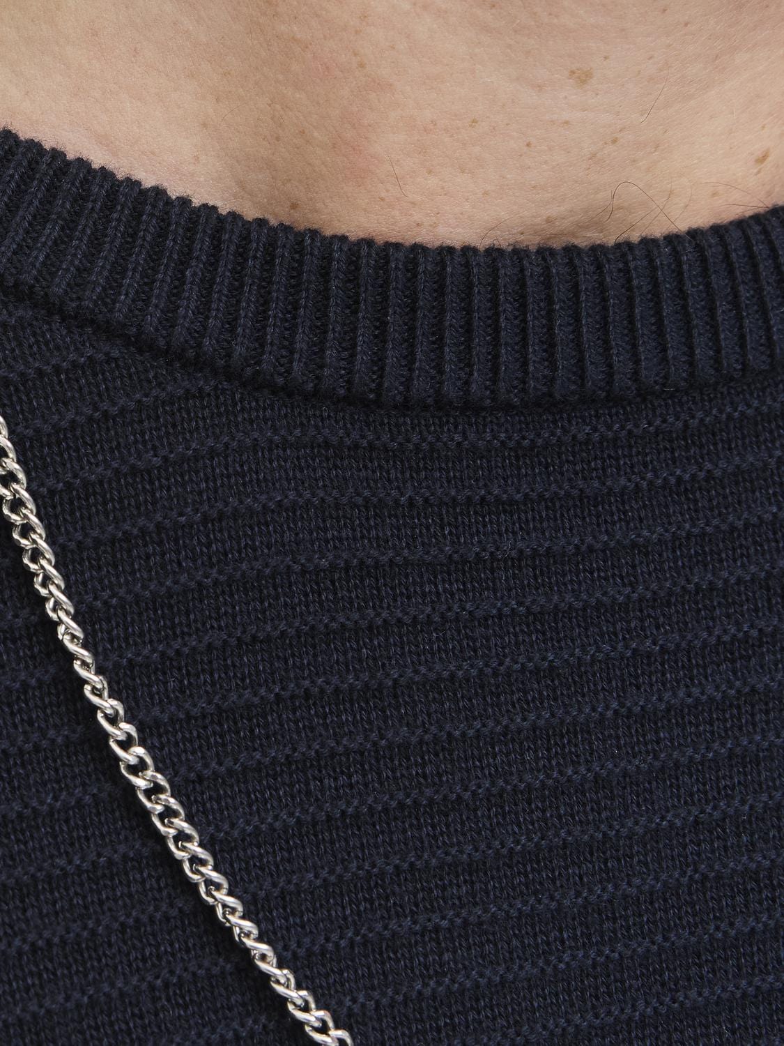 model_shot-detail