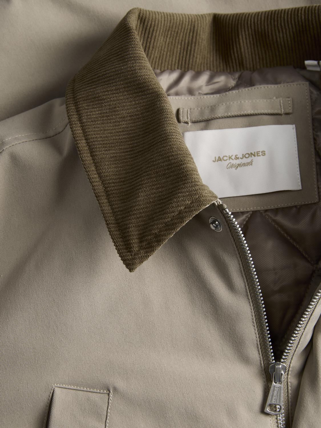 model_shot-detail