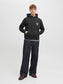 model_shot-front_full