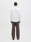 model_shot-back