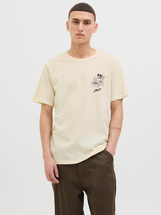 model_shot-front