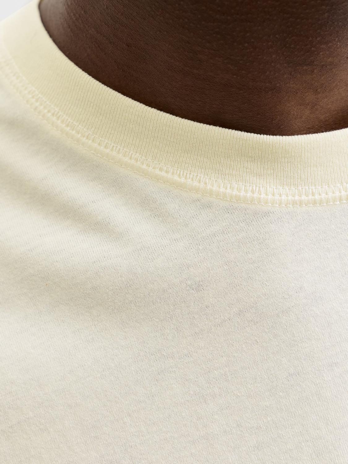 model_shot-detail