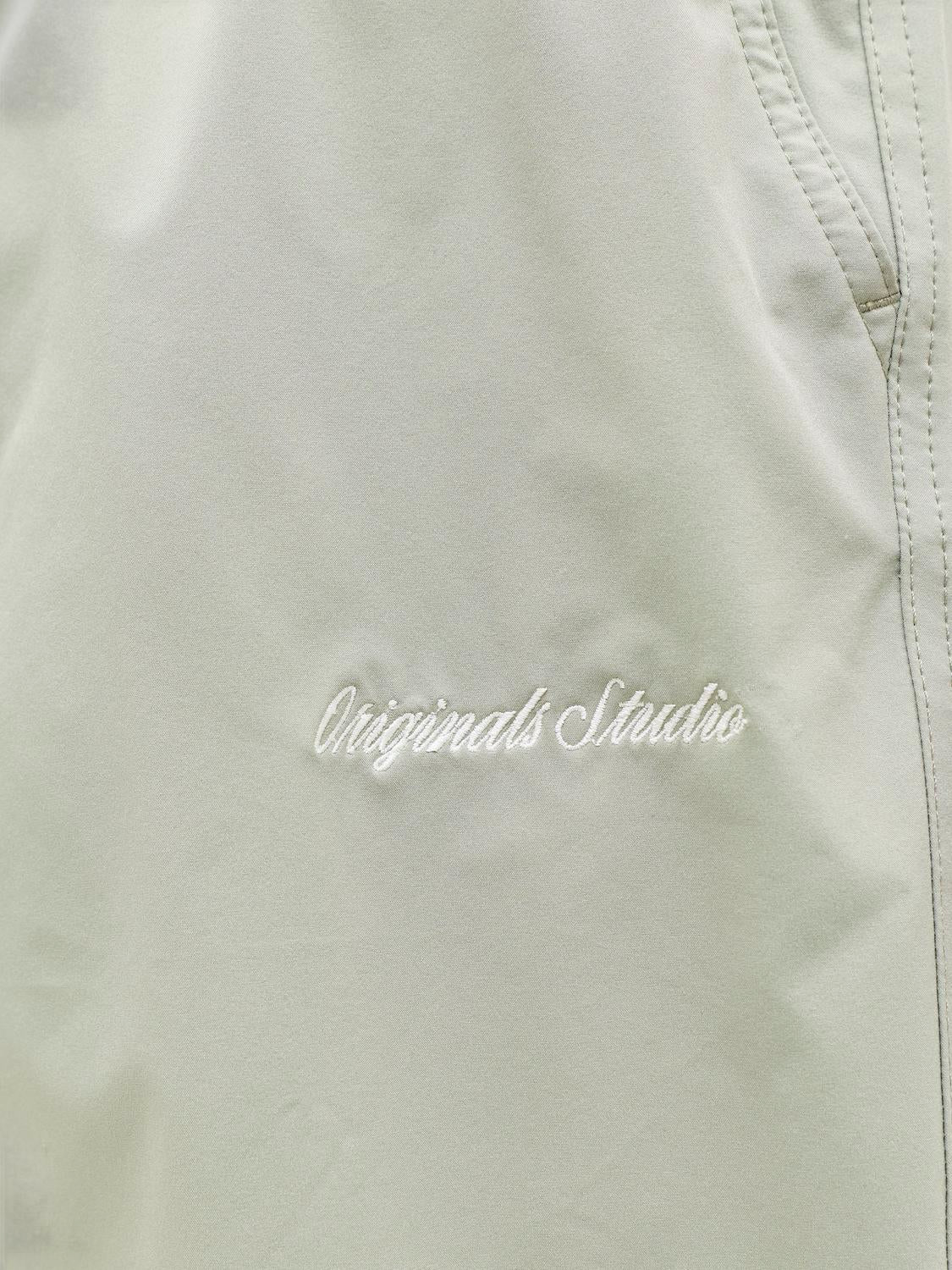 model_shot-detail