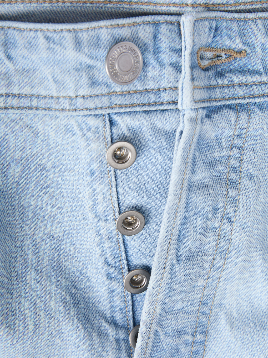 model_shot-detail