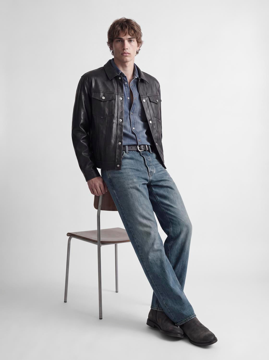 model_shot-creative