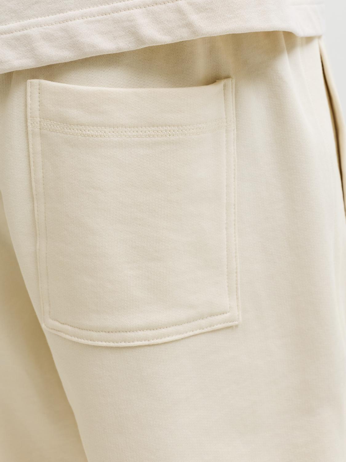 model_shot-detail