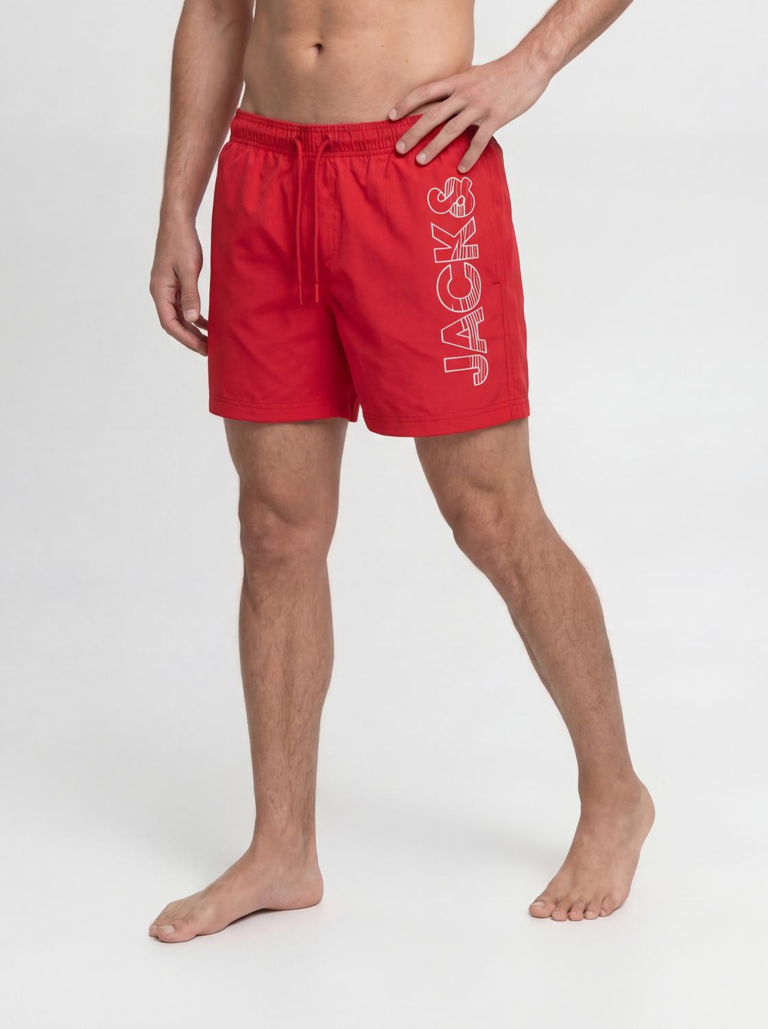 model_shot-front