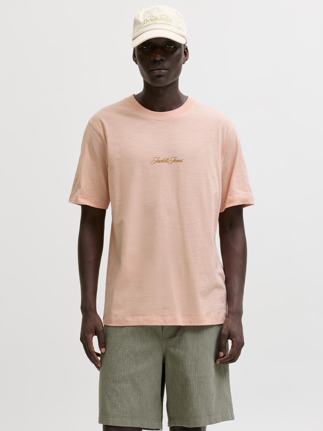 model_shot-front