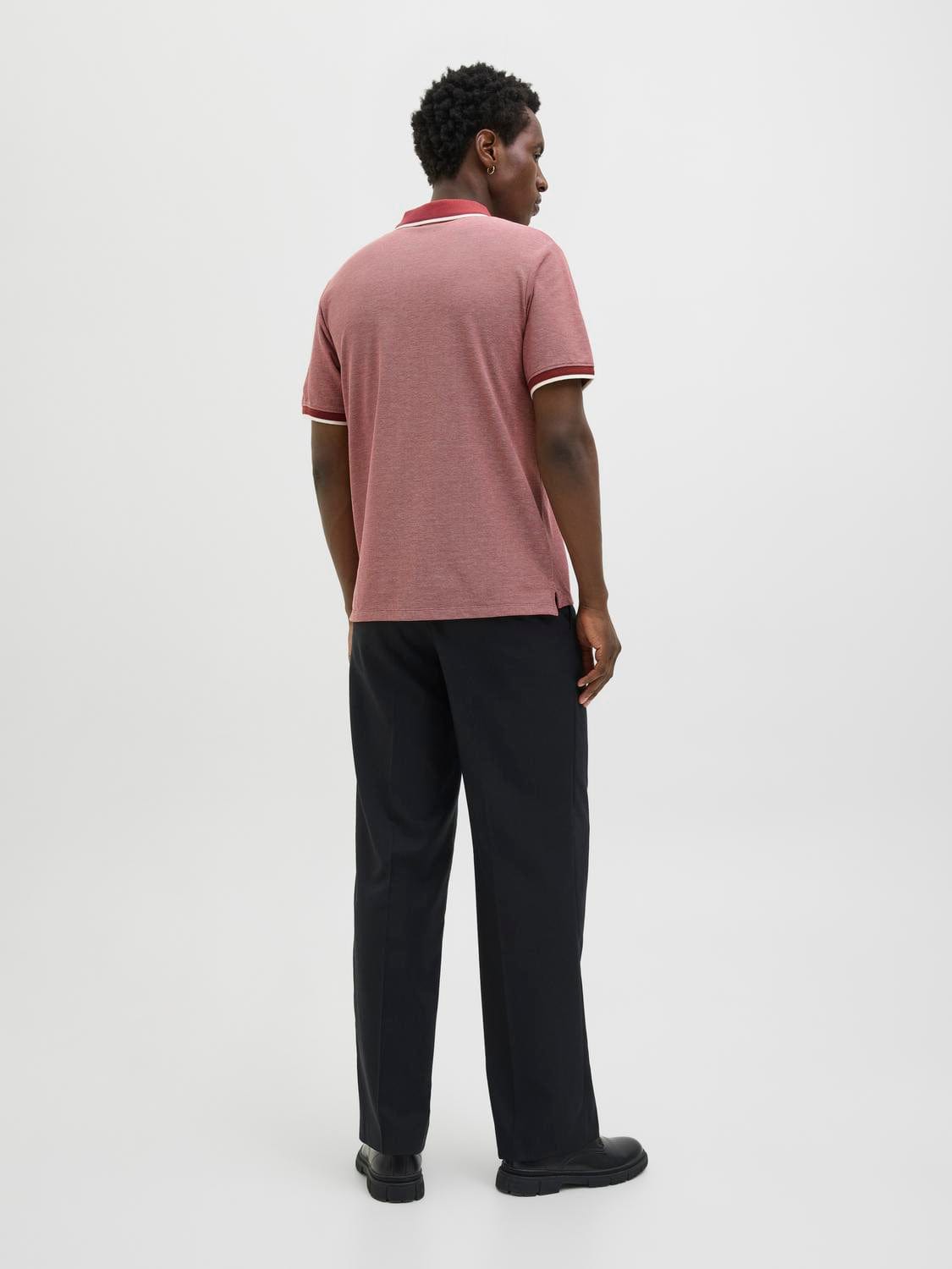 model_shot-back