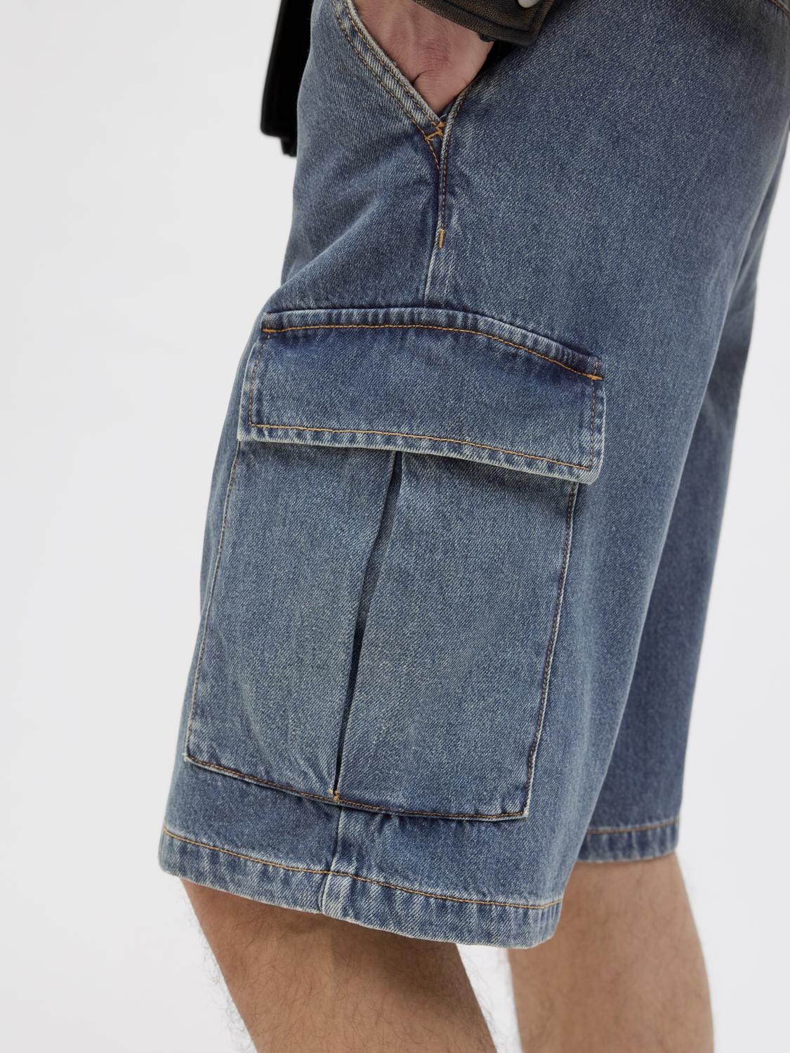 model_shot-detail