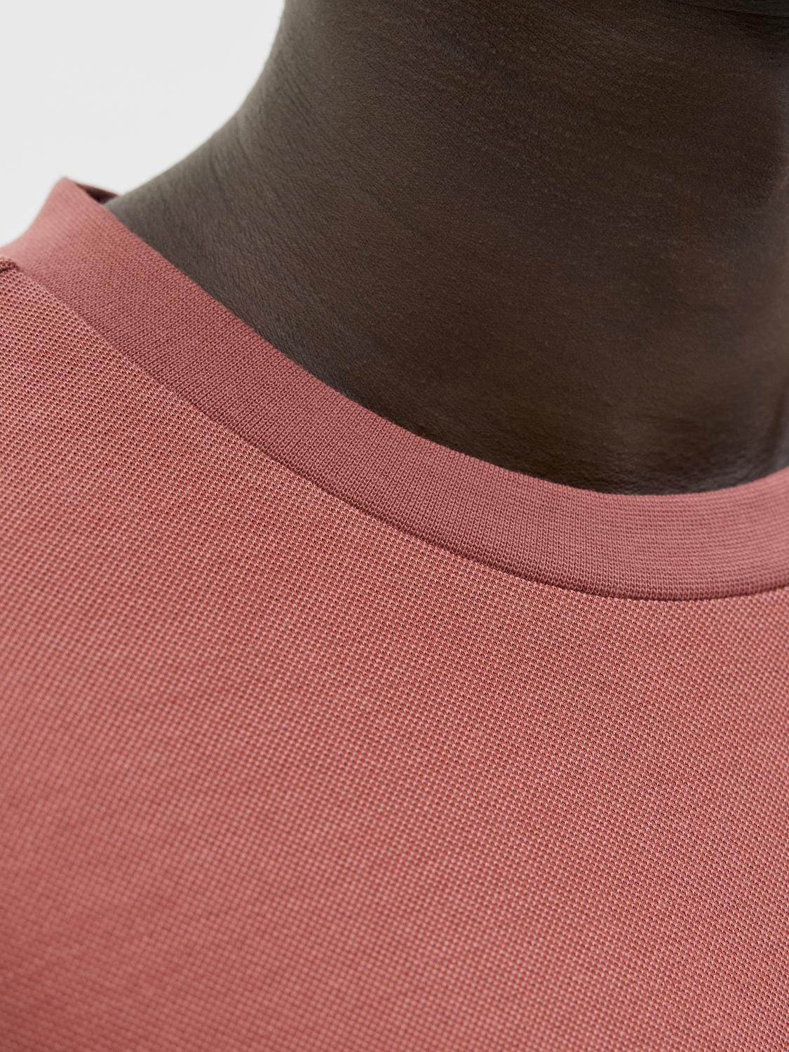 model_shot-detail