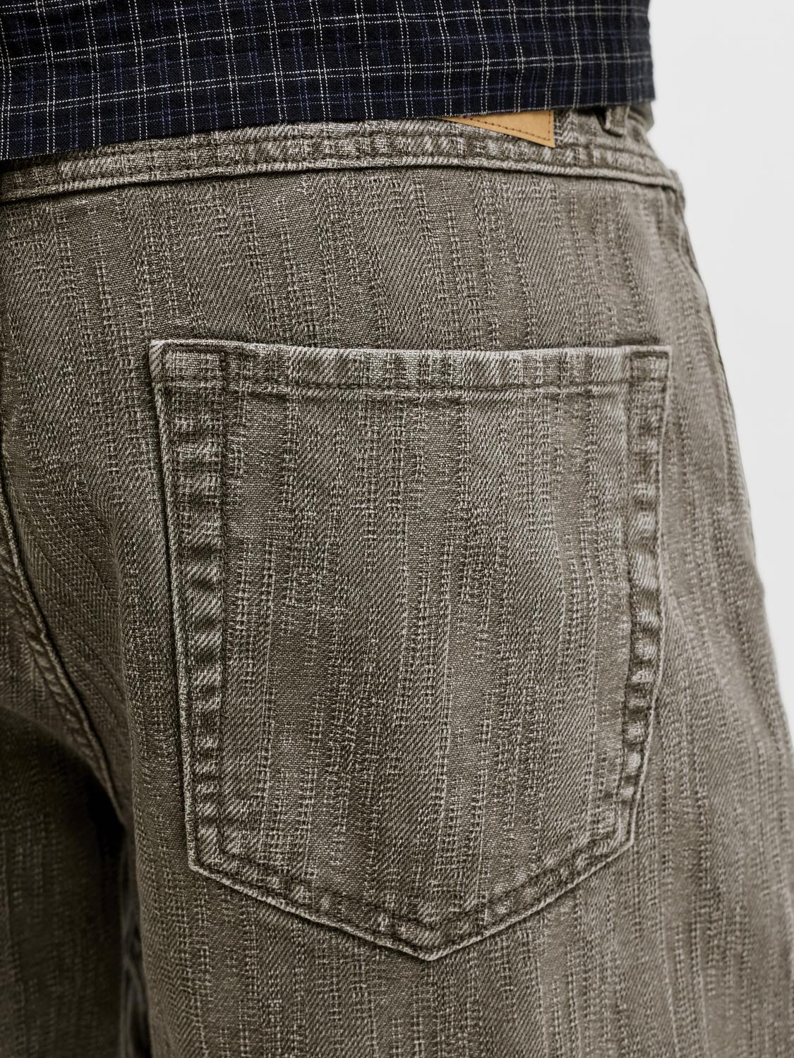 model_shot-detail