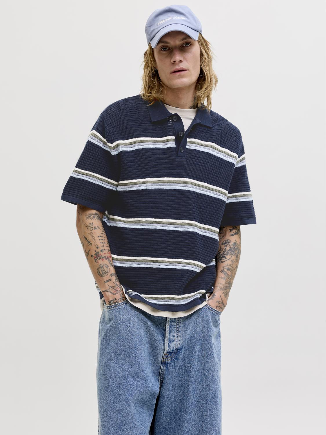 model_shot-front