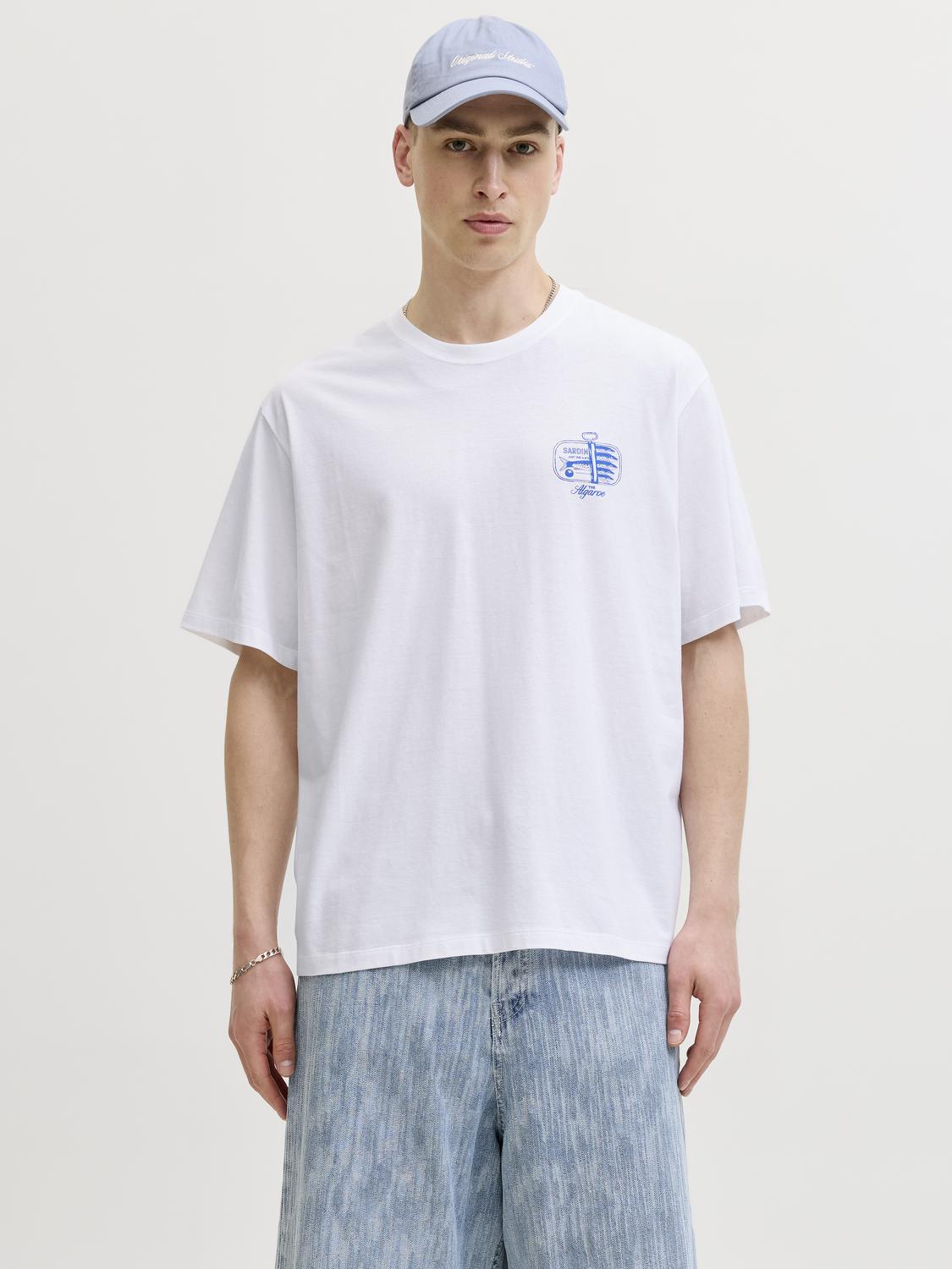 model_shot-front