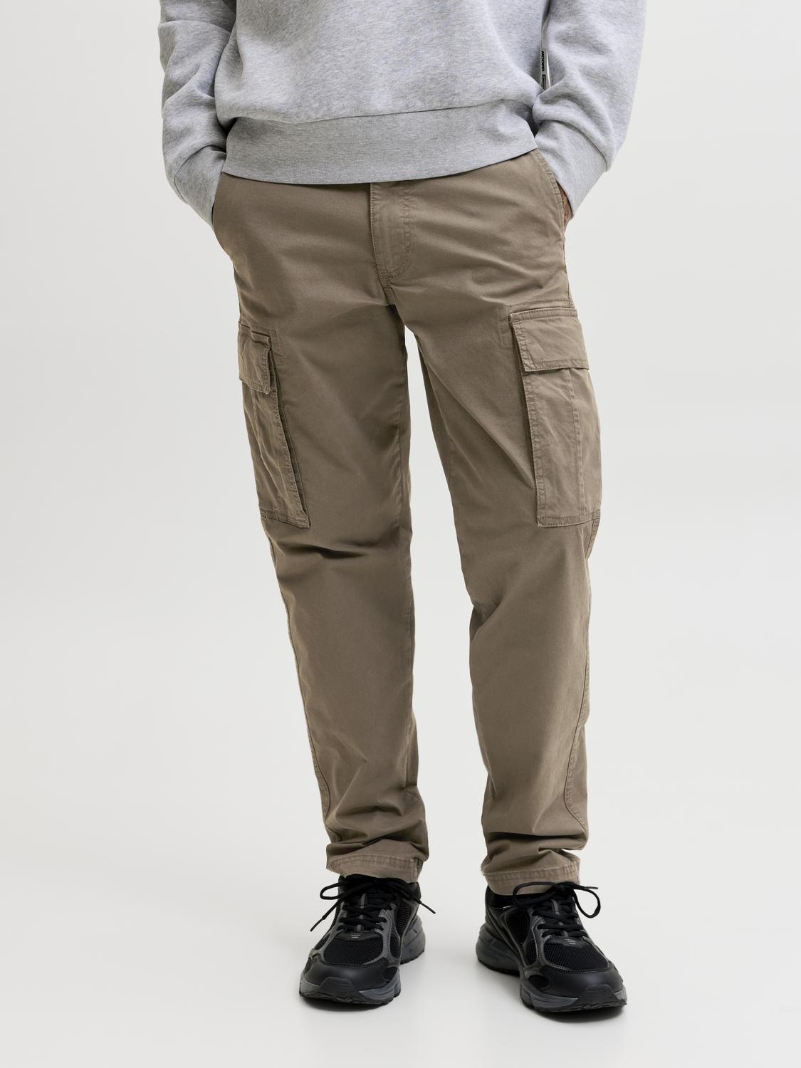 model_shot-front