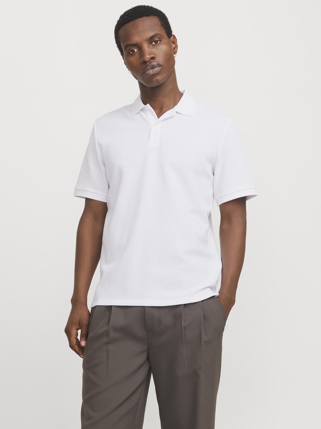 model_shot-front
