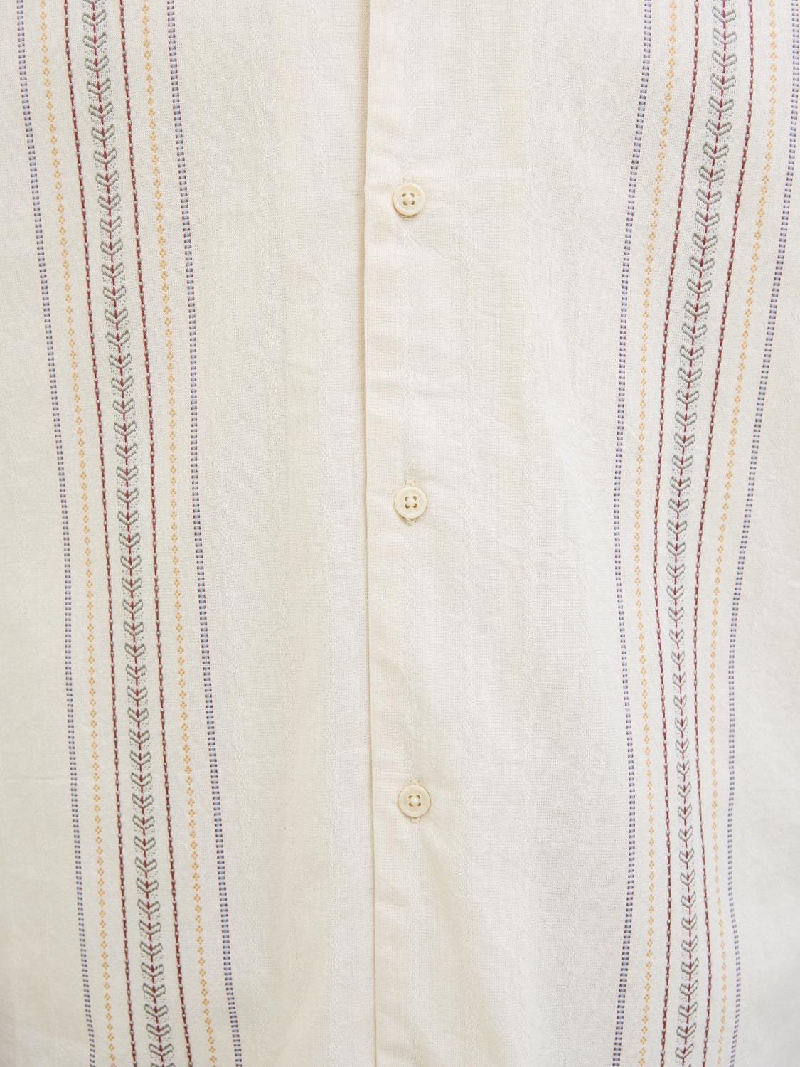 model_shot-detail