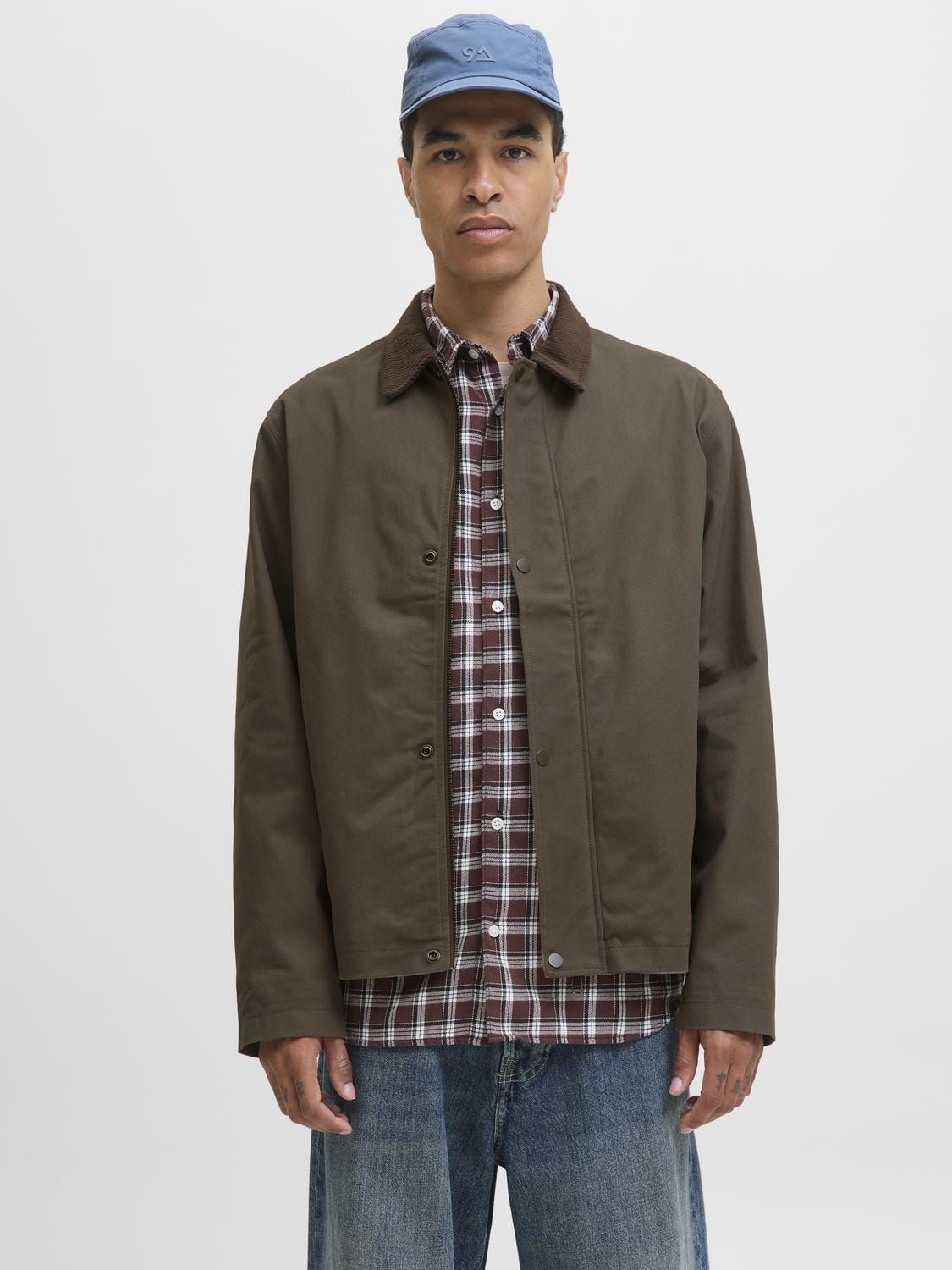 model_shot-front