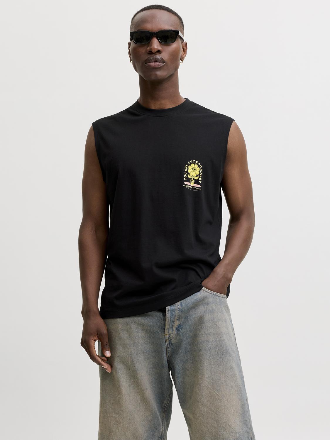 model_shot-front