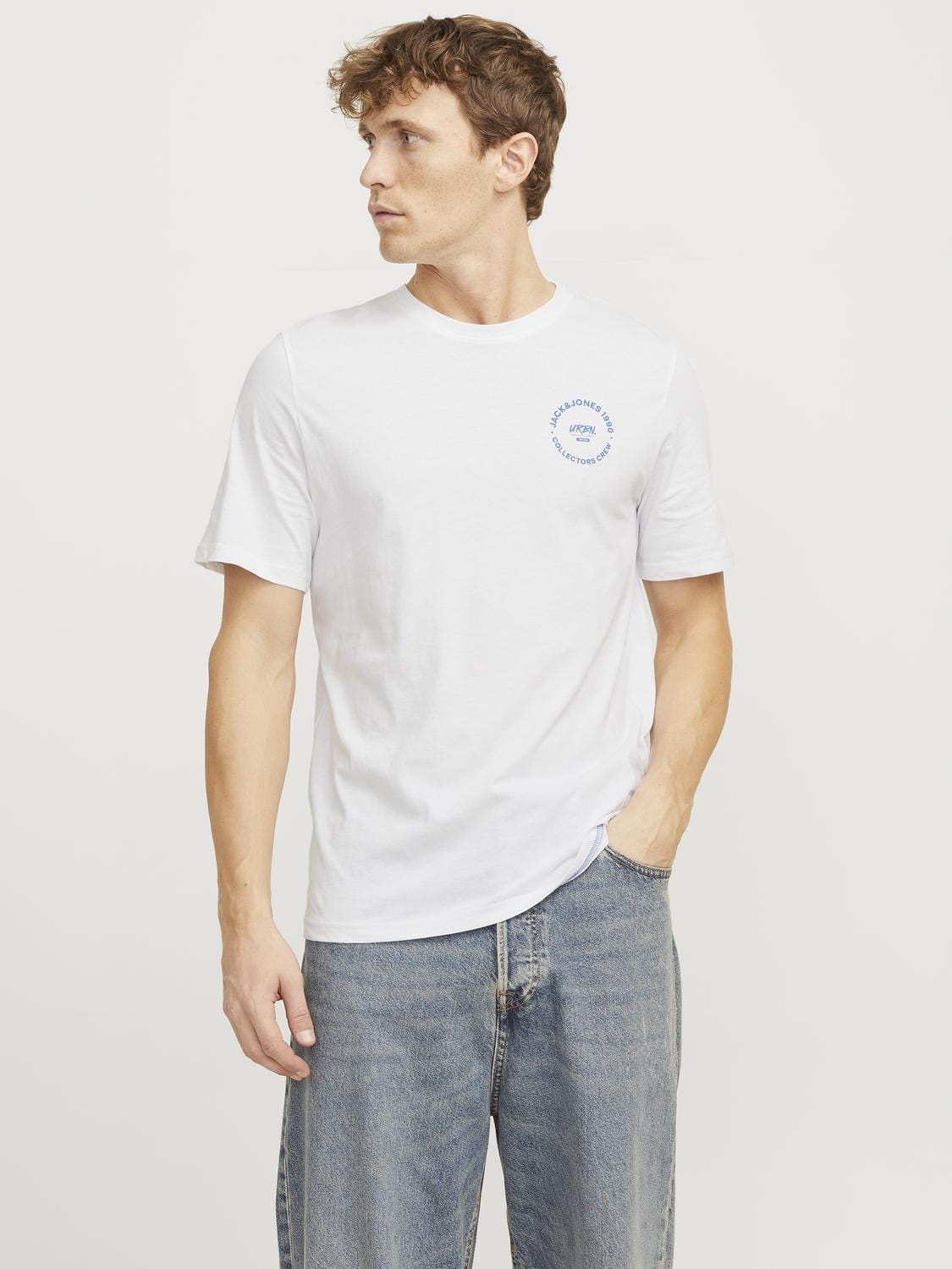 model_shot-front