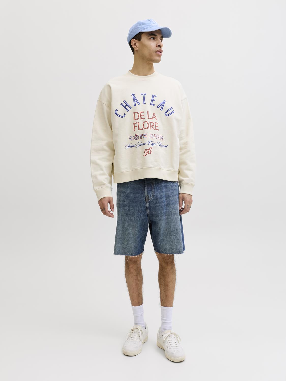 model_shot-front_full