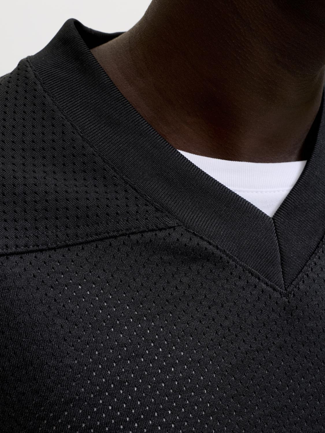 model_shot-detail