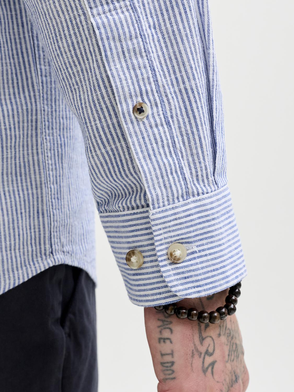 model_shot-detail