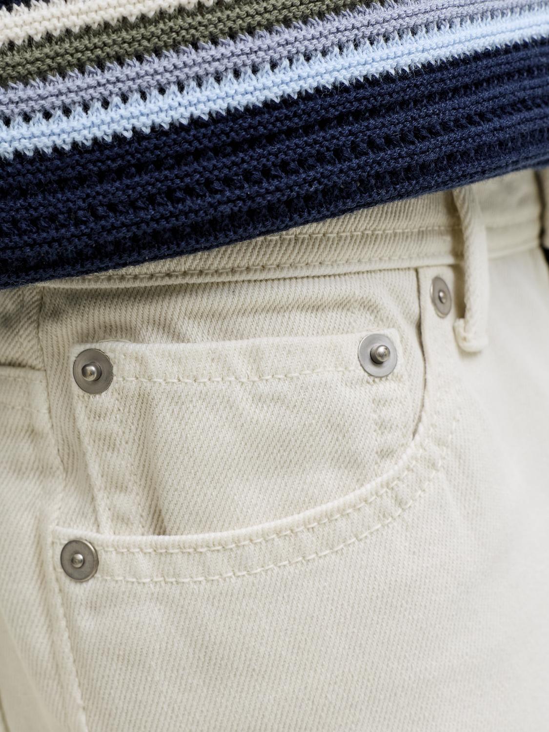 model_shot-detail