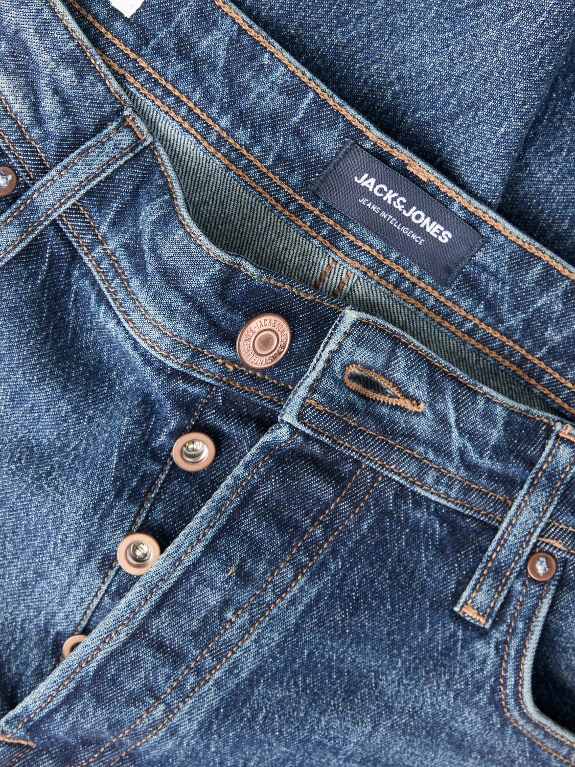 model_shot-detail
