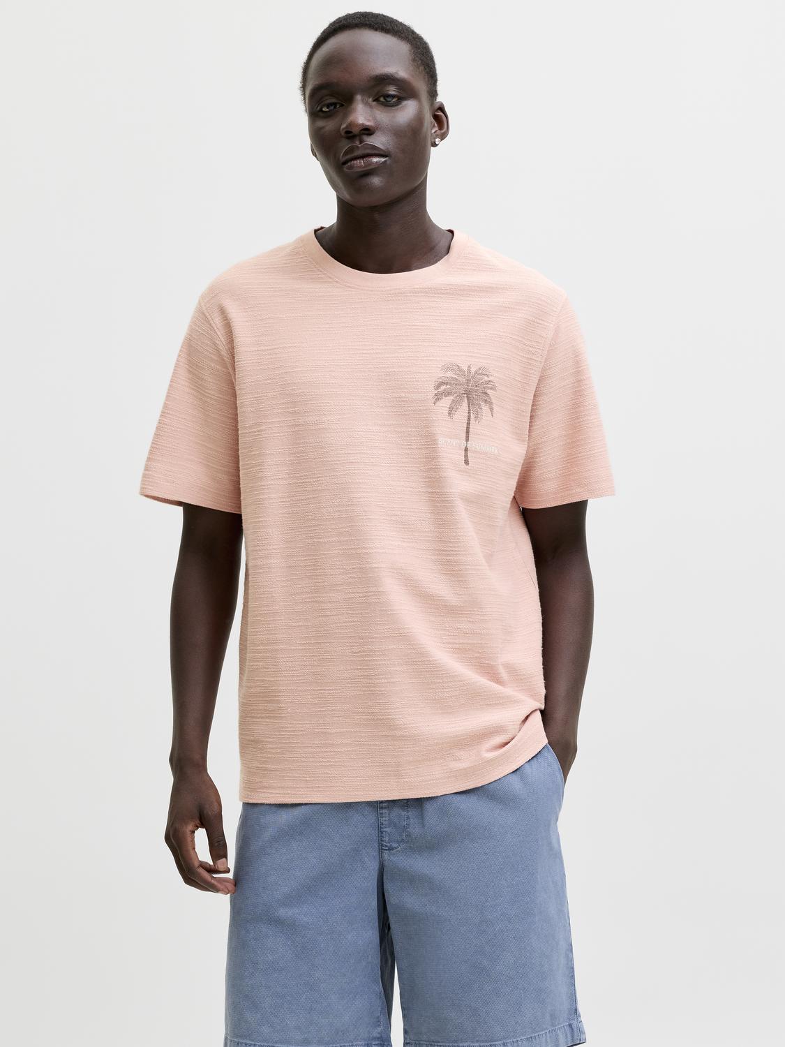 model_shot-front