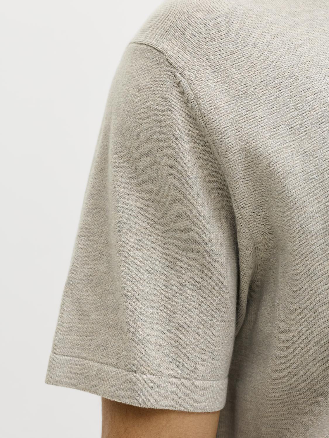 model_shot-detail