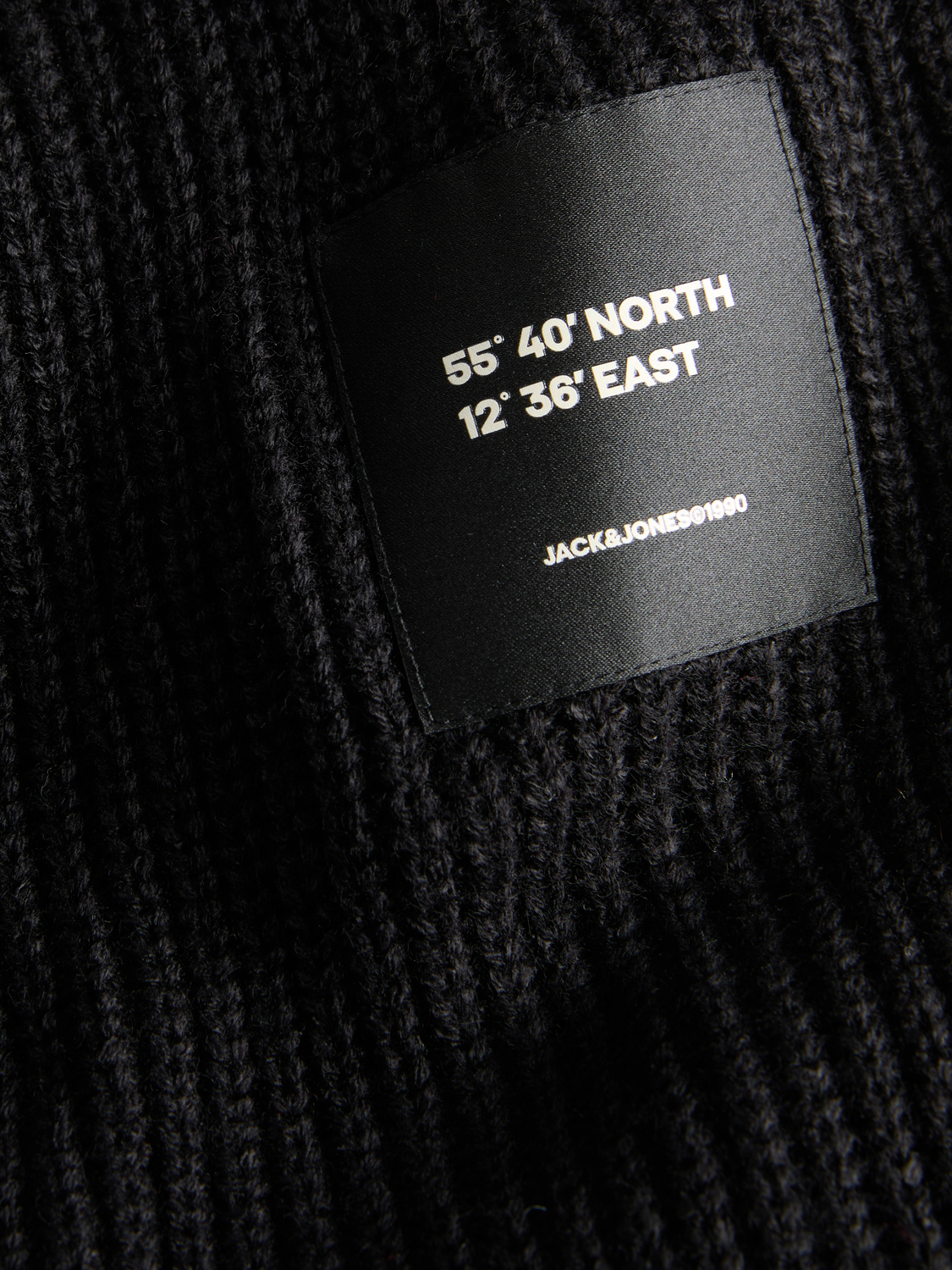 model_shot-detail