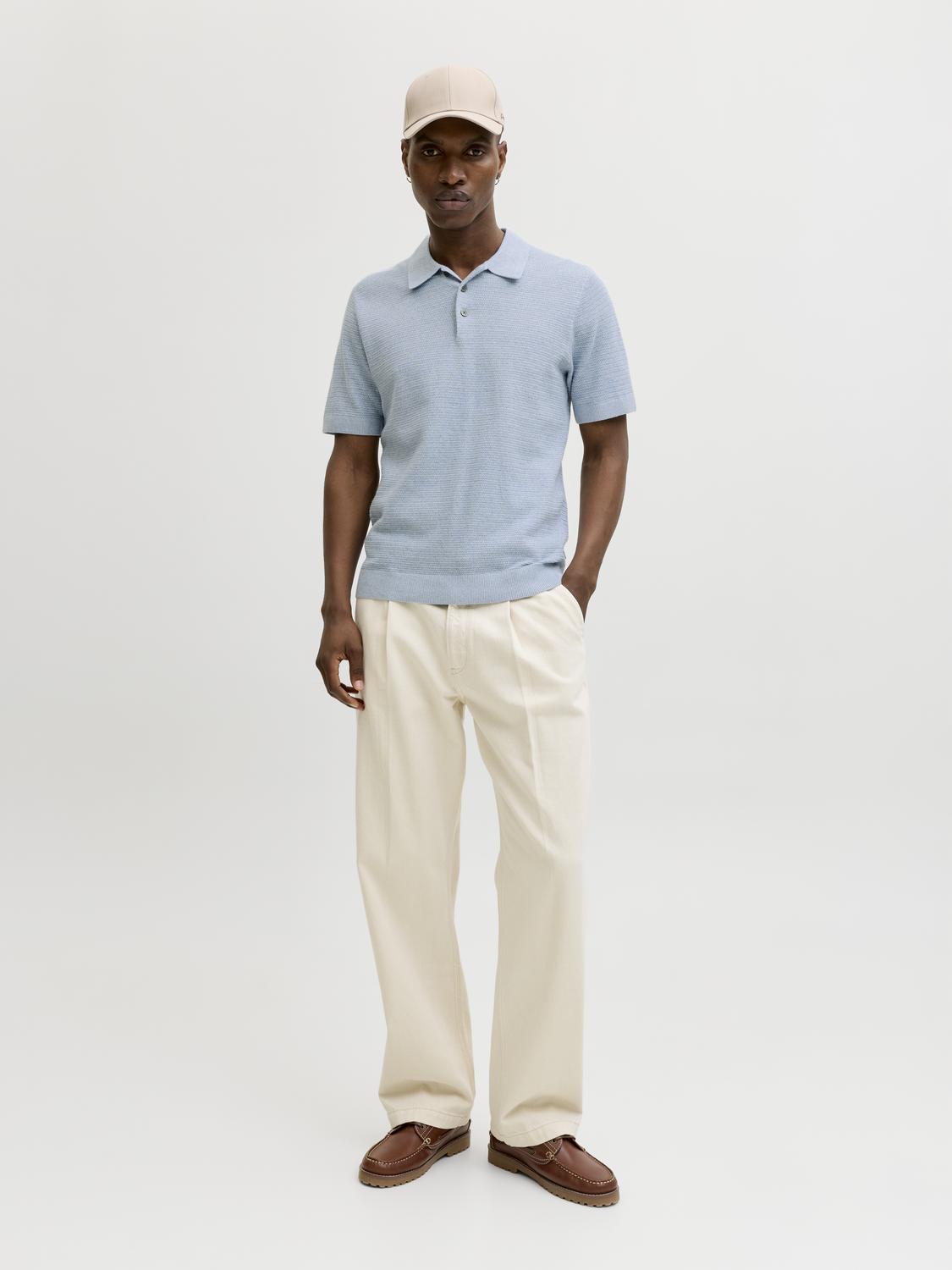 model_shot-front_full