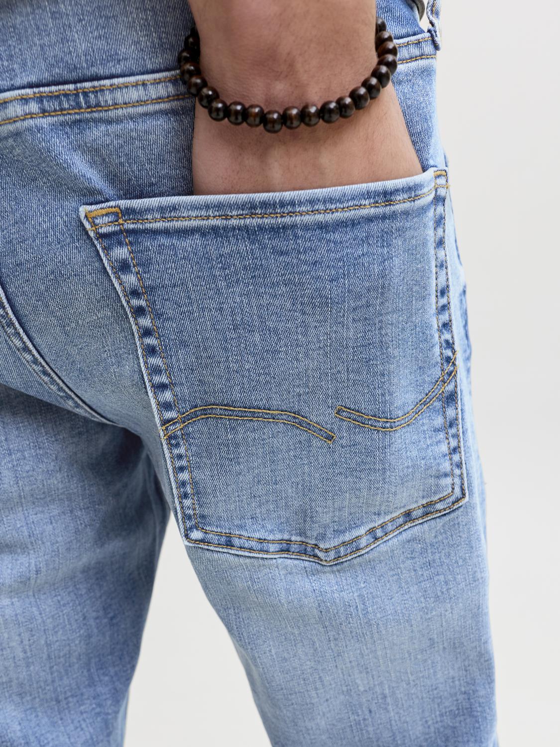 model_shot-detail