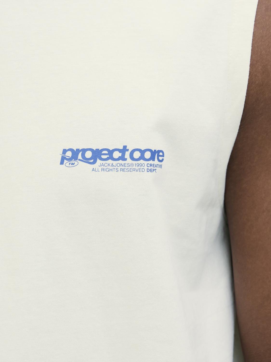 model_shot-detail