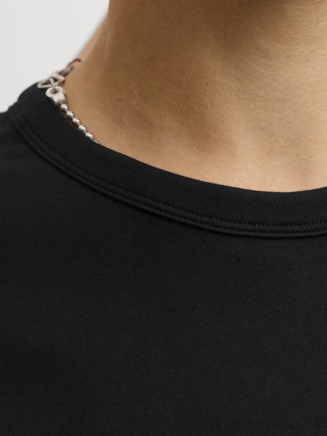 model_shot-detail