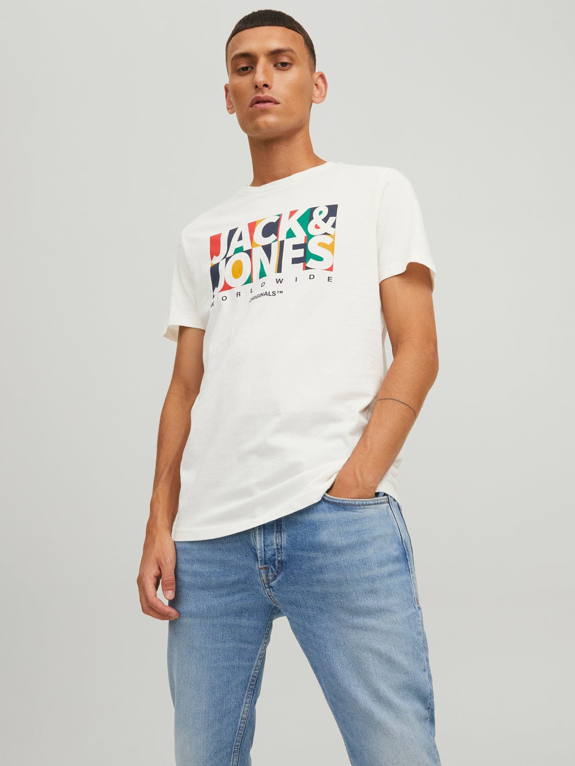 Camiseta de manga corta blanca con lettering en el pecho PALETTE