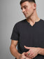 Camiseta cuello pico Negra - SPLIT