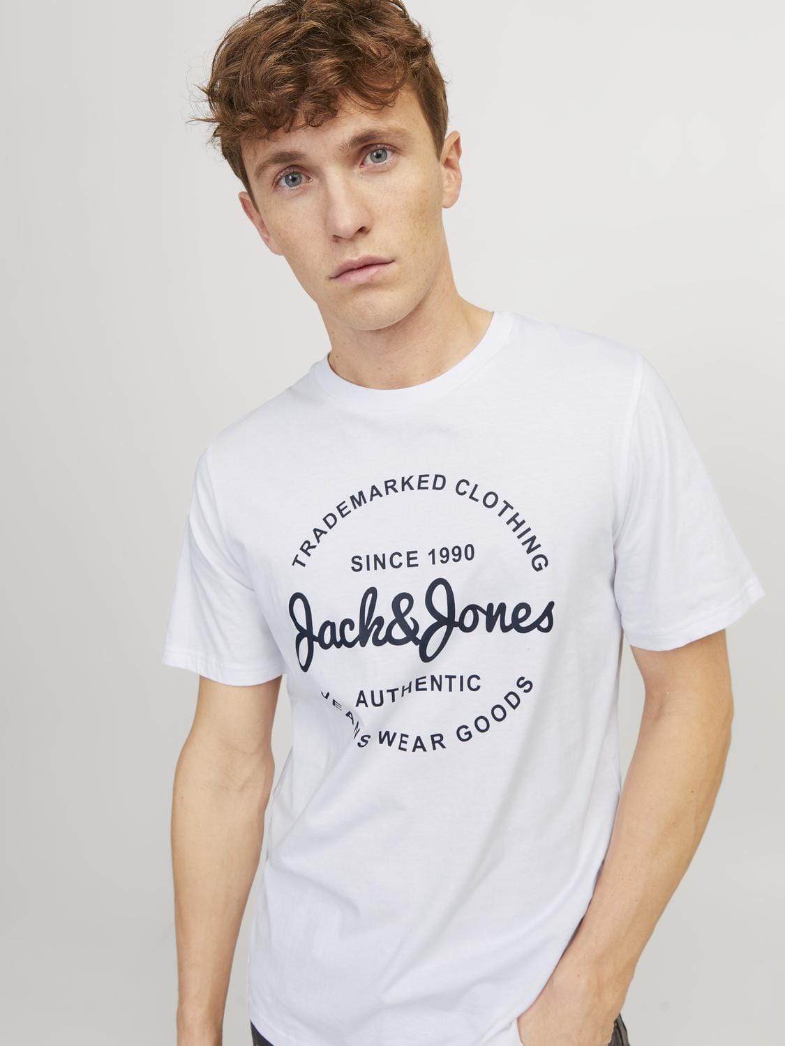 Camiseta logo blanca - JJFOREST