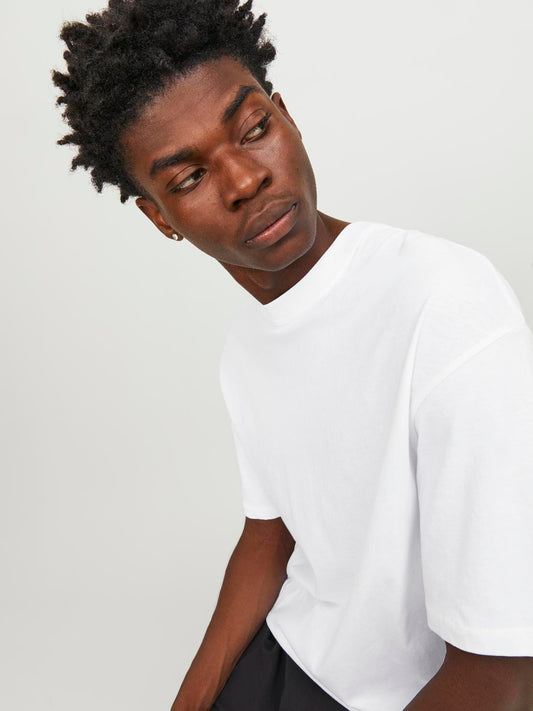 Camiseta manga corta blanca básica- JJEBRADLEY TEE SS O-NECK NOOS