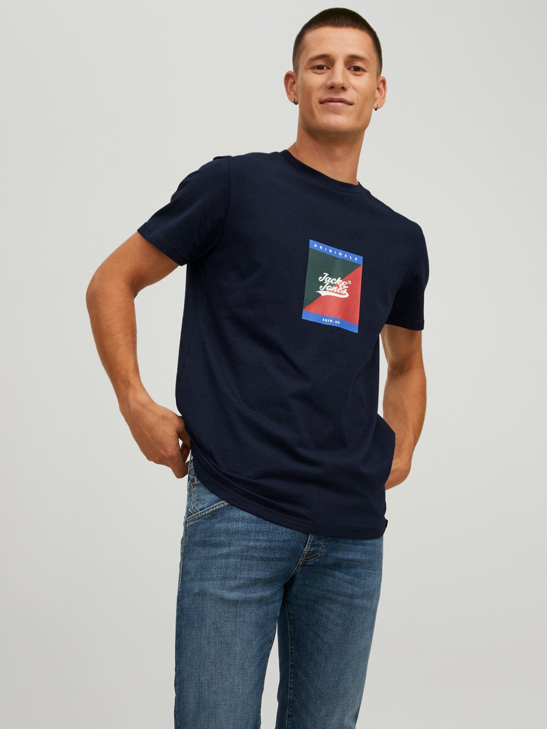 Camiseta de manga corta con logo azul marina BECKSS