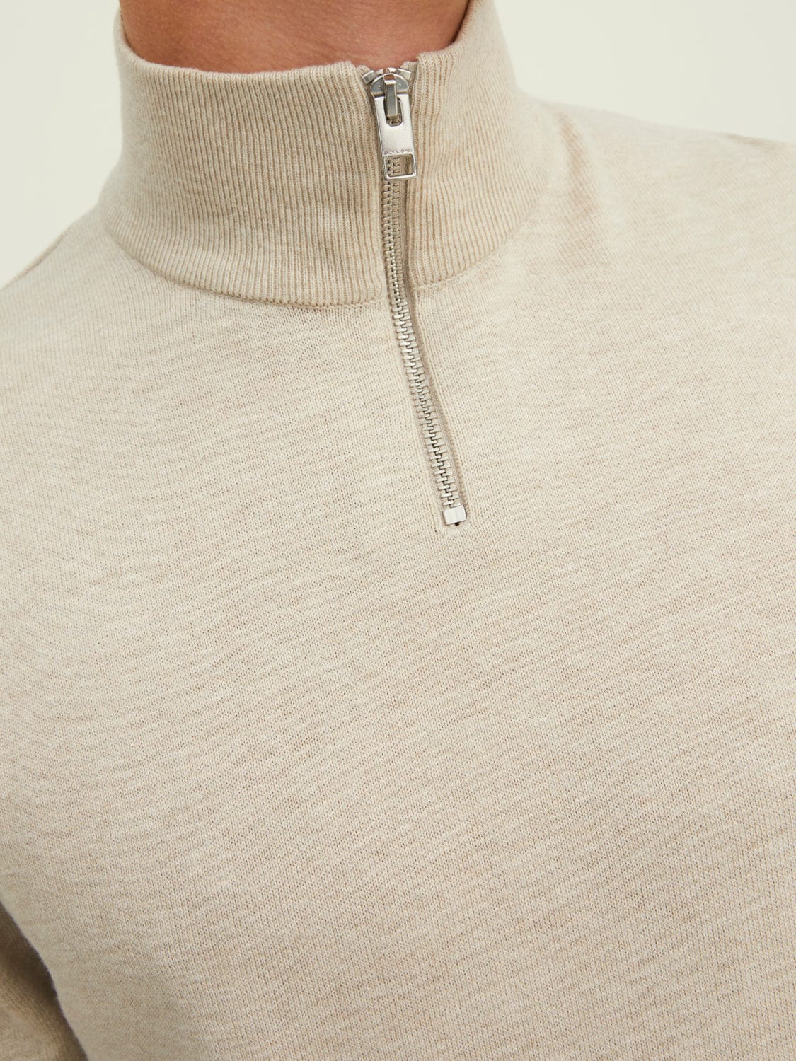 Jersey de punto con cremallera beige -JJEEMIL