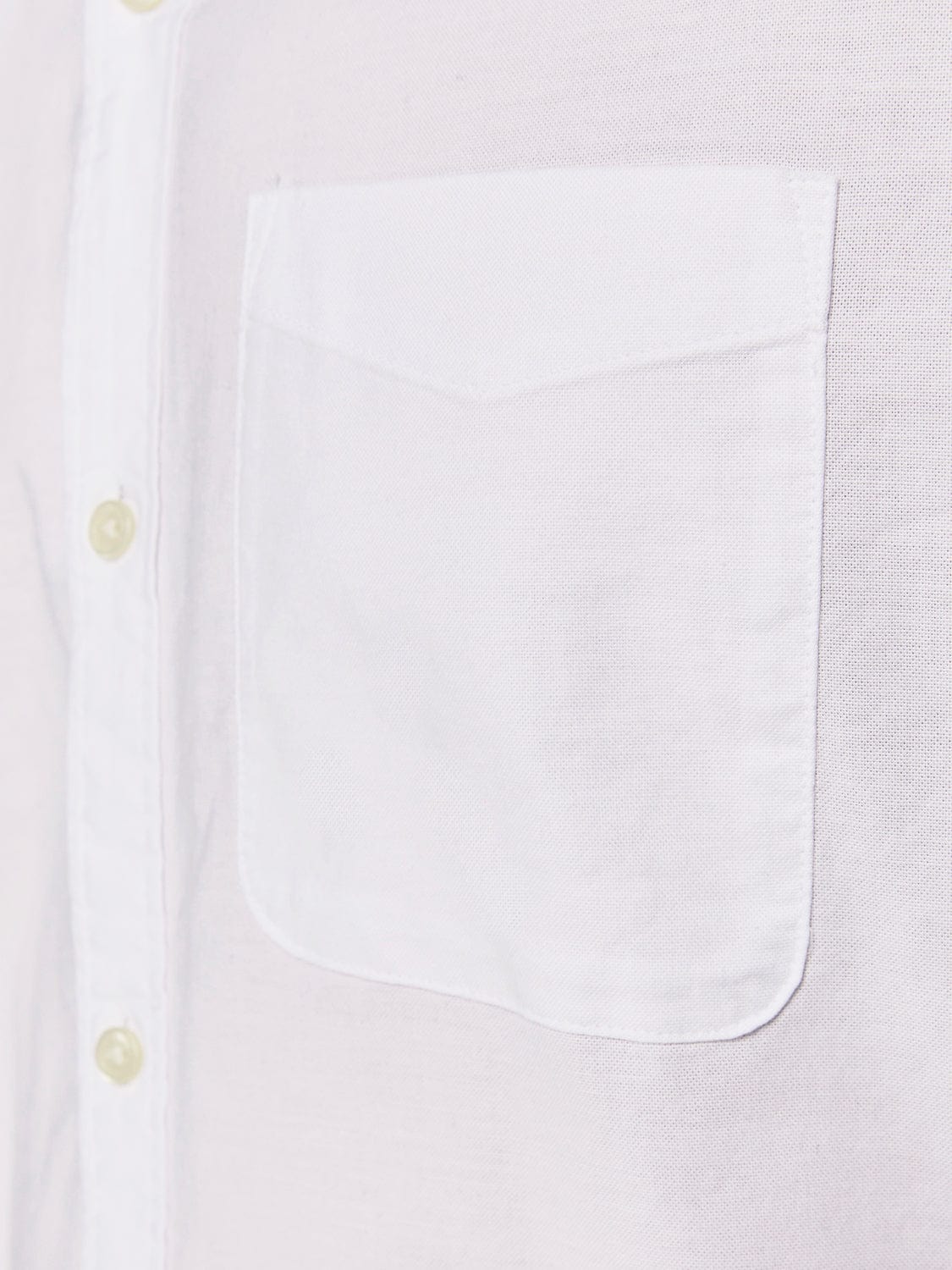 Camisa con bolsillo blanca -OXFORD