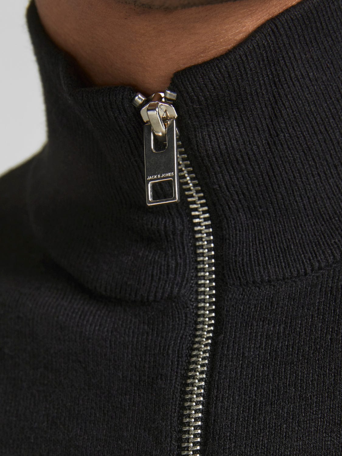 Jersey negro -JJEEMIL