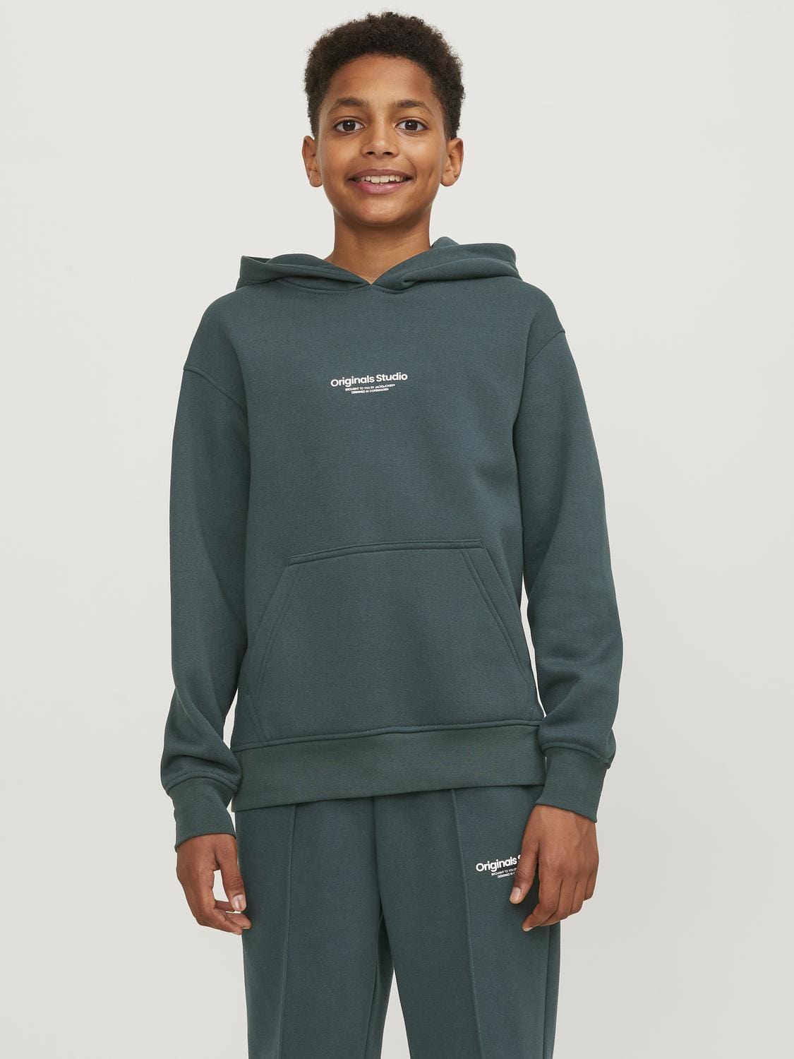 Sudadera Jack&Jones Junior verde con capucha para niño